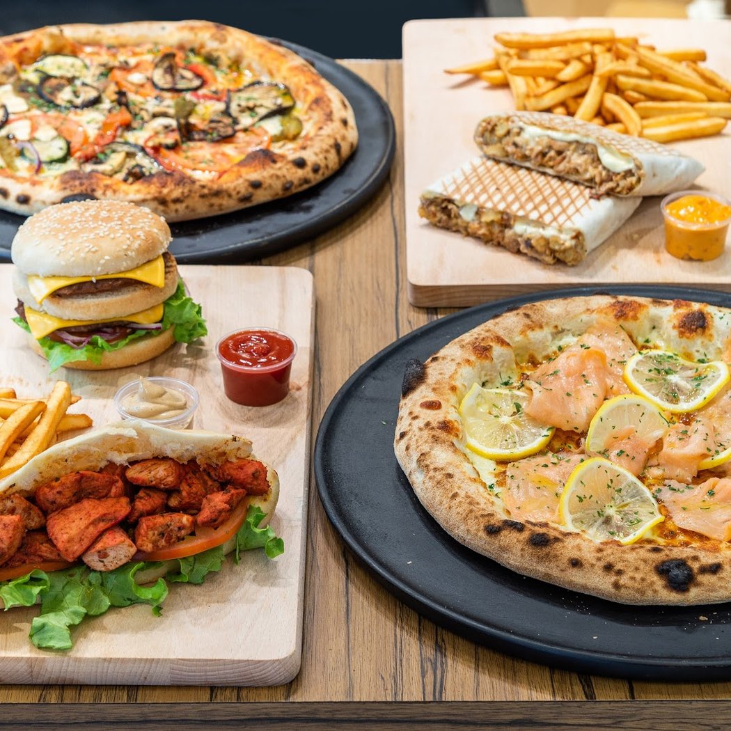 PIZZA HOUSE (حلال) 3